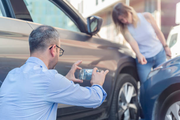 Professional Full Coverage Car Insurance technician working in Wind Point, WI